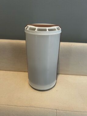 Scentsy Car Defuser White and Rose Gold